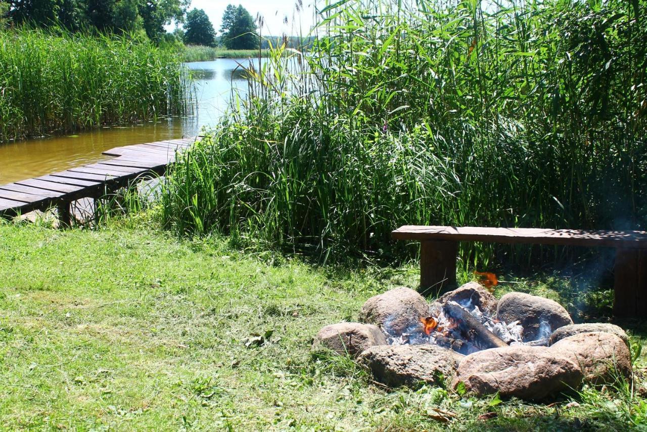 Bajkowe Mazury Domek Holenderski Plaza Lodki Kajaki Wedkowanie Mikołajki Esterno foto